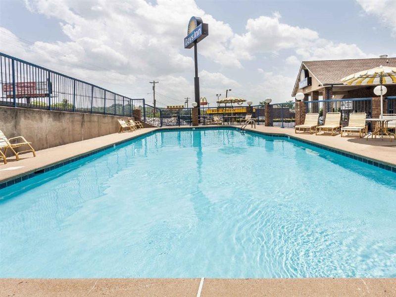 Days Inn By Wyndham Nashville N Opryland/Grand Ole Opry Dış mekan fotoğraf