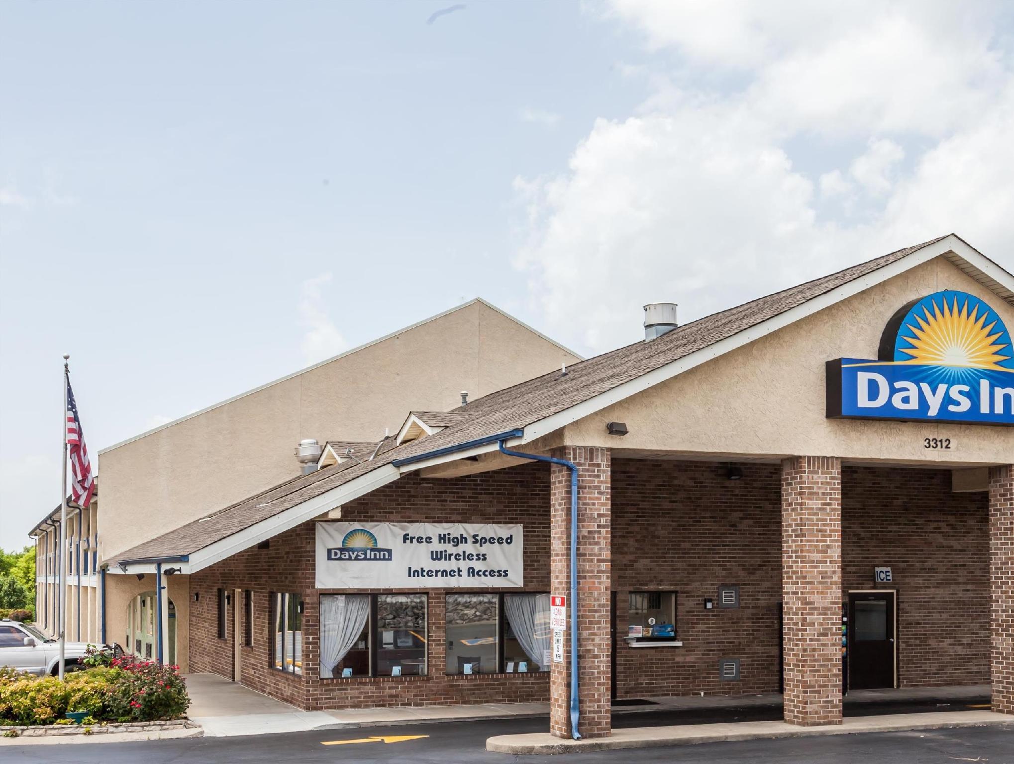 Days Inn By Wyndham Nashville N Opryland/Grand Ole Opry Dış mekan fotoğraf