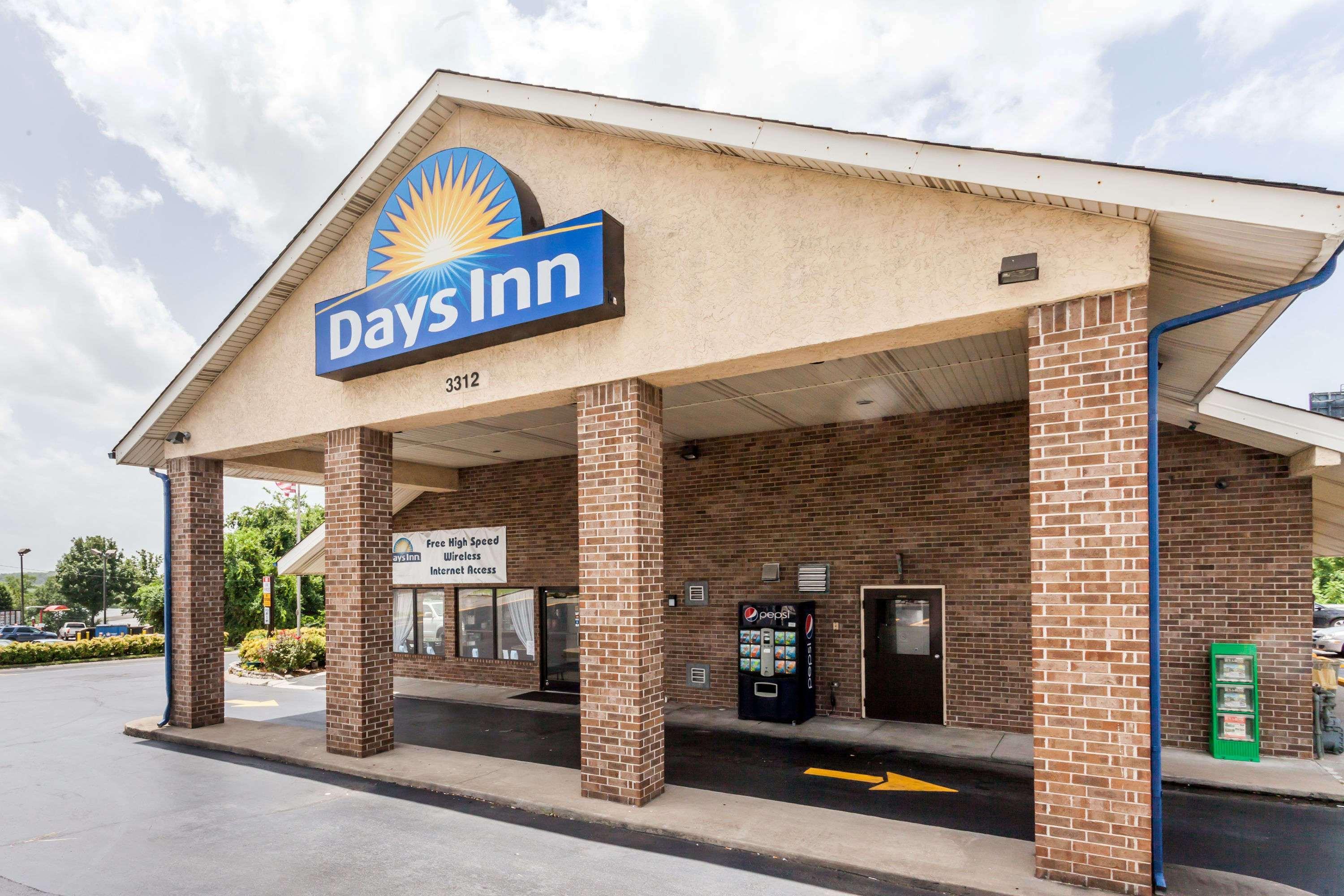 Days Inn By Wyndham Nashville N Opryland/Grand Ole Opry Dış mekan fotoğraf