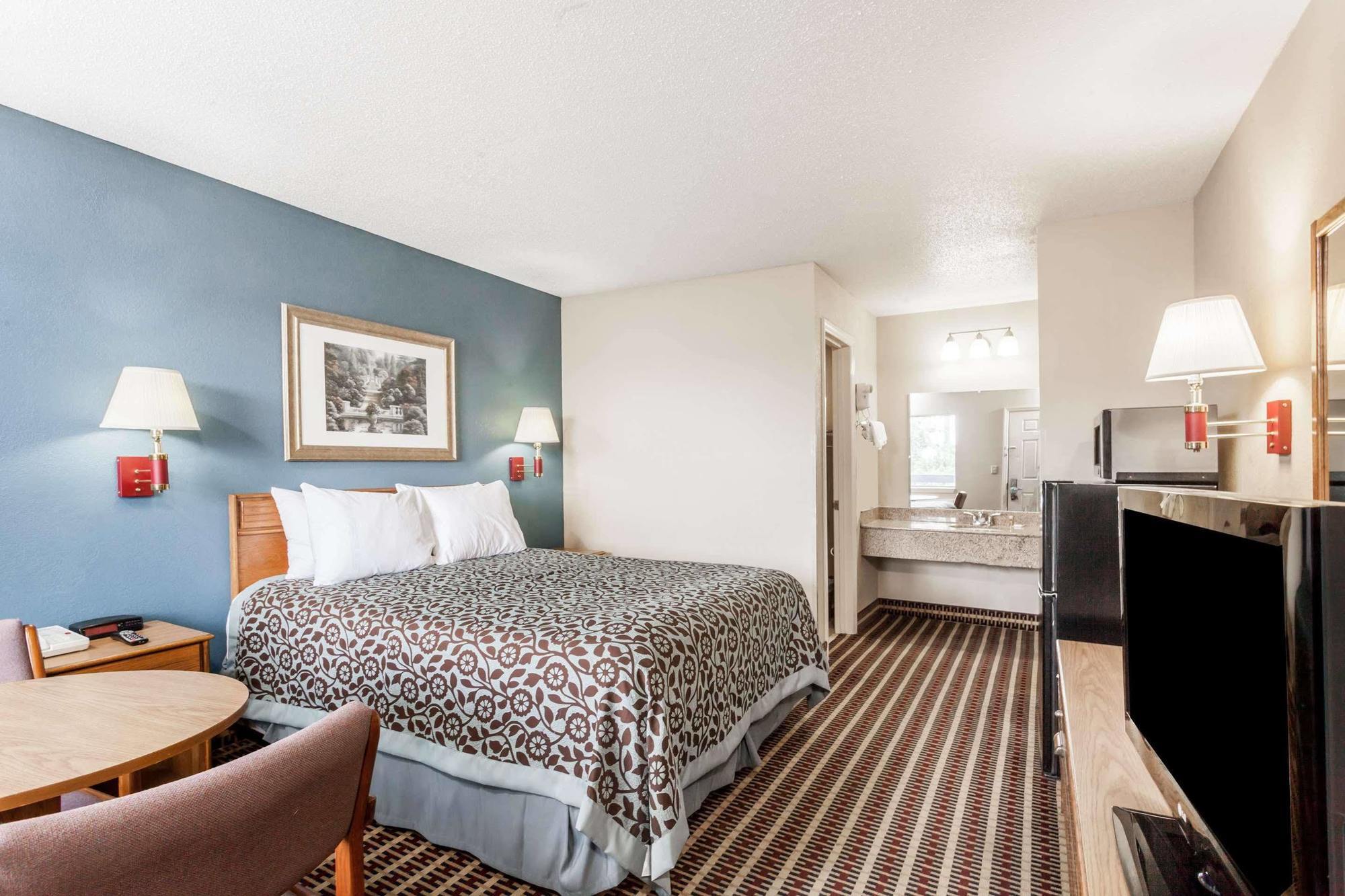 Days Inn By Wyndham Nashville N Opryland/Grand Ole Opry Dış mekan fotoğraf